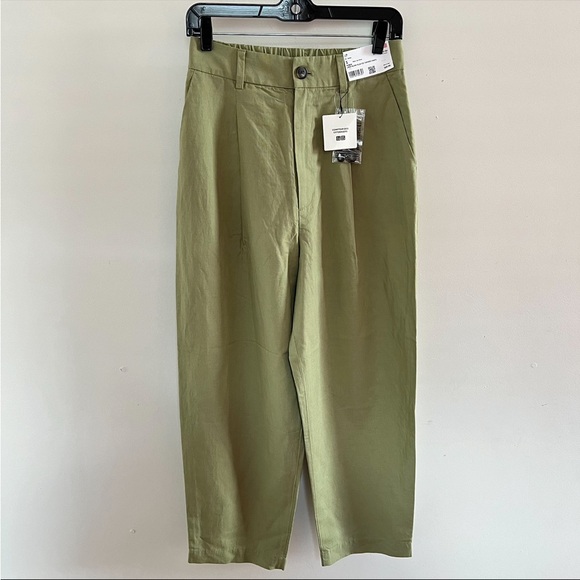 Uniqlo Linen Blend Pleated Tapered Pants - Picture 10 of 15